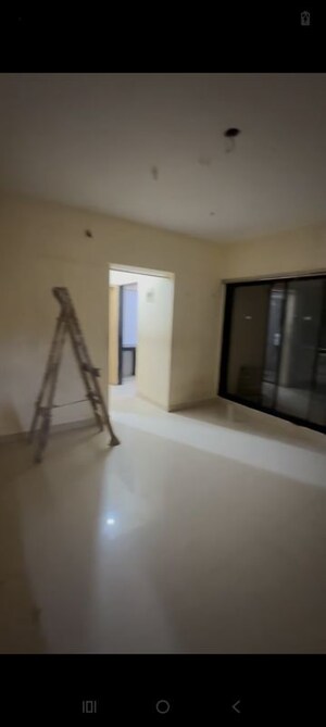 Room in 1 BHK Apartment at Kurla West – for Rent
