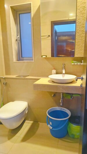Bathroom in 3 BHK Apartment at Oberoi Exquisite Goregaon, Goregaon East – for Rent