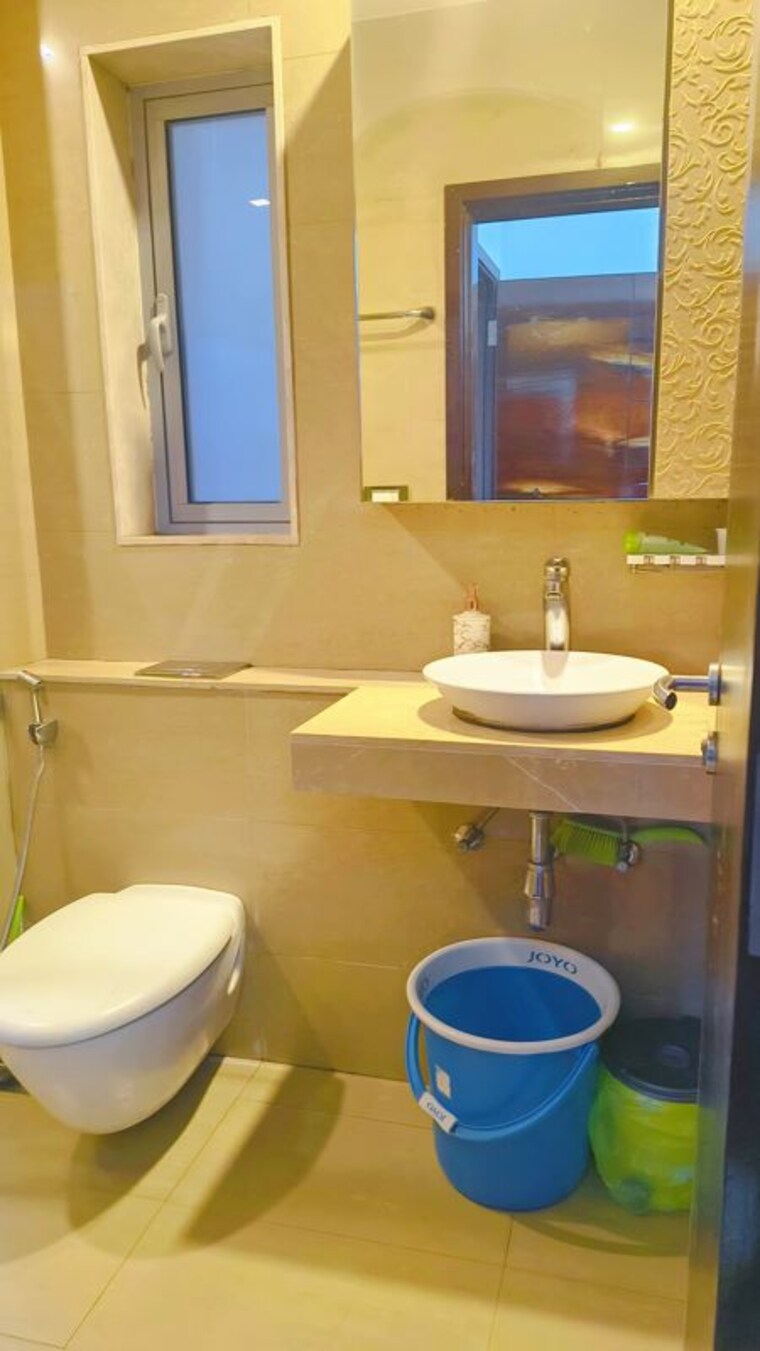Bathroom, oberoi-exquisite-goregaon 3 Bedroom 1100 Sq.Ft. Apartment In Goregaon East Mumbai 10467732