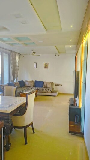 Team Area in 3 BHK Apartment at Oberoi Exquisite Goregaon, Goregaon East – for Rent