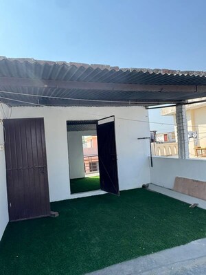 2.5 BHK Builder Floor – Exterior View View at Guru Nanak Enclave, Dhakoli - for Sale