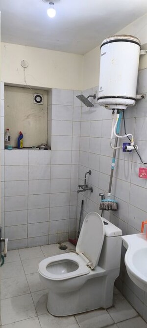 Bathroom in 3 BHK Builder Floor at Trehan Hill View Garden, Alwar Bypass Road – for Sale