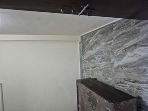 Furnished Amenities in 1.5 BHK Builder Floor at Mayur Vihar – for Rent