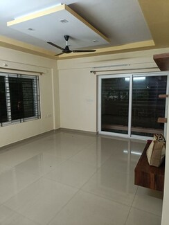 3 BHK + Extra Room Apartment For Sale in Queens Manor Apartment
