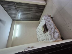 Bedroom in 1.5 BHK Builder Floor at Mayur Vihar – for Rent