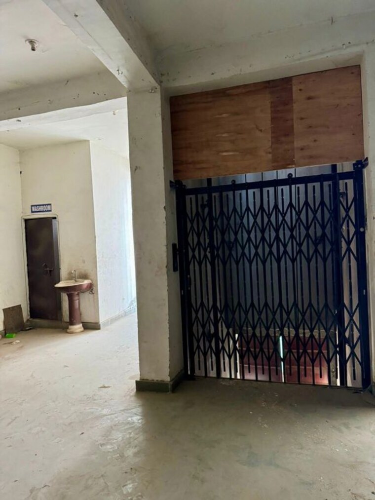 undefined, sector 24 Commercial Co Working Space 1200 Sq.Yd. In Sector 24 Faridabad 9341759