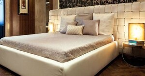 Bedroom in 3 BHK Apartment at Windermere Apartment, Santacruz West – for Sale