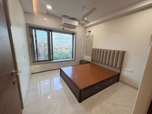 Room in 2 BHK Apartment at Kanti Apartments, Bandra West – for Rent