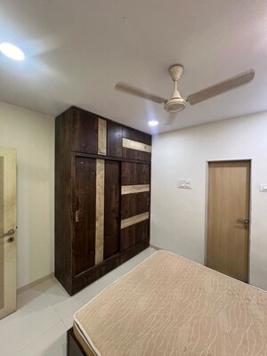 1 BHK Apartment For Rent in Virgo Heights, Bandra West