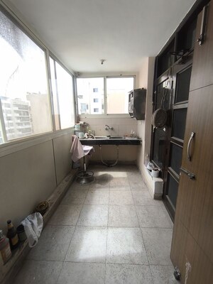 Balcony in 5 BHK Apartment at Ambala Highway – for Rent