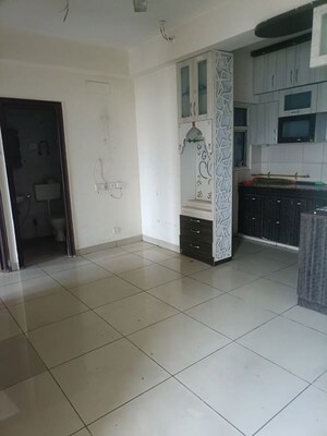 Common Area in 2 BHK Apartment at Panchsheel Greens, Sector 16 Greater Noida – for Rent