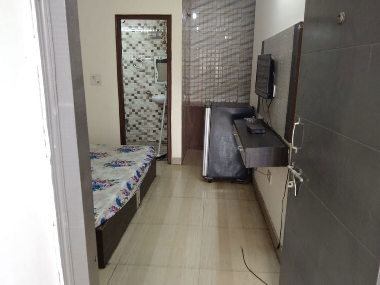 Kitchen, vasant-apartments 1 RK 350 Sq.Ft. Builder Floor In Sector 13 Gurgaon 10467887