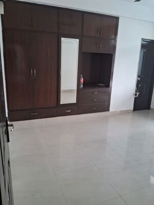 Room in 3 BHK Apartment at Mapsko Krishna Apra Gardens, Vaibhav Khand – for Rent