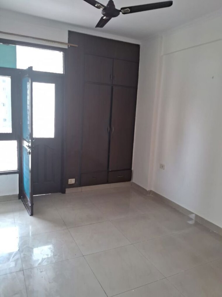 Room, mapsko-krishna-apra-gardens 3 Bedroom 1415 Sq.Ft. Apartment In Vaibhav Khand Ghaziabad 10467929