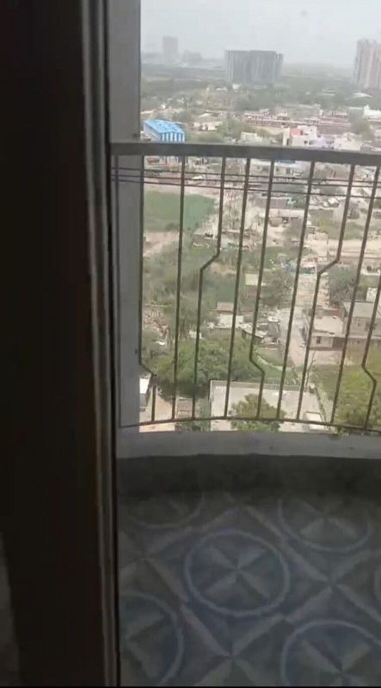 Balcony, kinauni village 3 Bedroom 1475 Sq.Ft. Apartment In Kinauni Village Ghaziabad 10467941