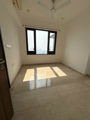 2 BHK Apartment For Rent in Lodha The Park, Worli