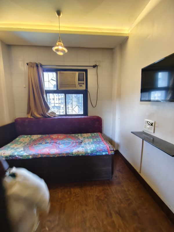 1 Rk  360 Sq.Ft. Apartment in Mantri Park