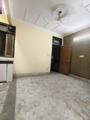 Room in 1 BHK Builder Floor at Govindpuri – for Sale