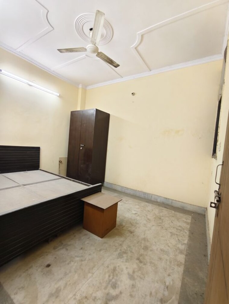 Room, govindpuri 1 Bedroom 400 Sq.Ft. Builder Floor In Govindpuri Delhi 10467959
