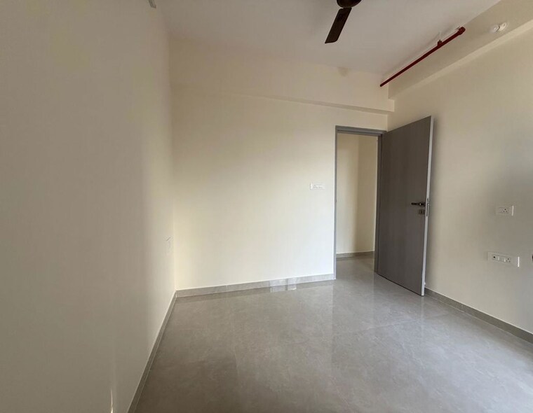 Room, damji-shamji-mahavir-spring-tulip-phase-1 3 Bedroom 1400 Sq.Ft. Apartment In Pokhran Road No Two Thane 10467962
