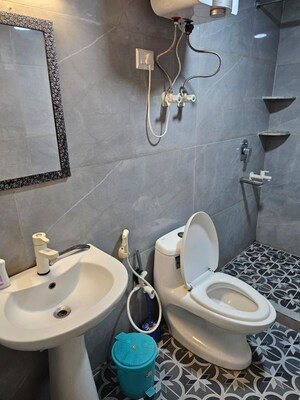 Bathroom in 1.5 BHK Builder Floor at RWA Apartments, Sector 31 – for Rent