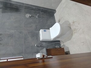 Bathroom in 2 BHK Builder Floor at RWA Apartments Sector 47, Sector 47 – for Rent