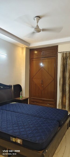 Bedroom in 3 BHK Apartment at Safdarjung Enclave – for Rent
