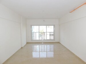 Room in 2 BHK Apartment at Romell Diva, Malad West – for Rent
