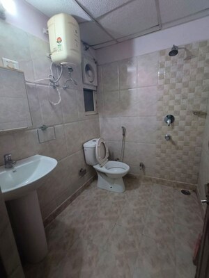 Bathroom in 3 BHK Independent House at Gomti Nagar – for Rent