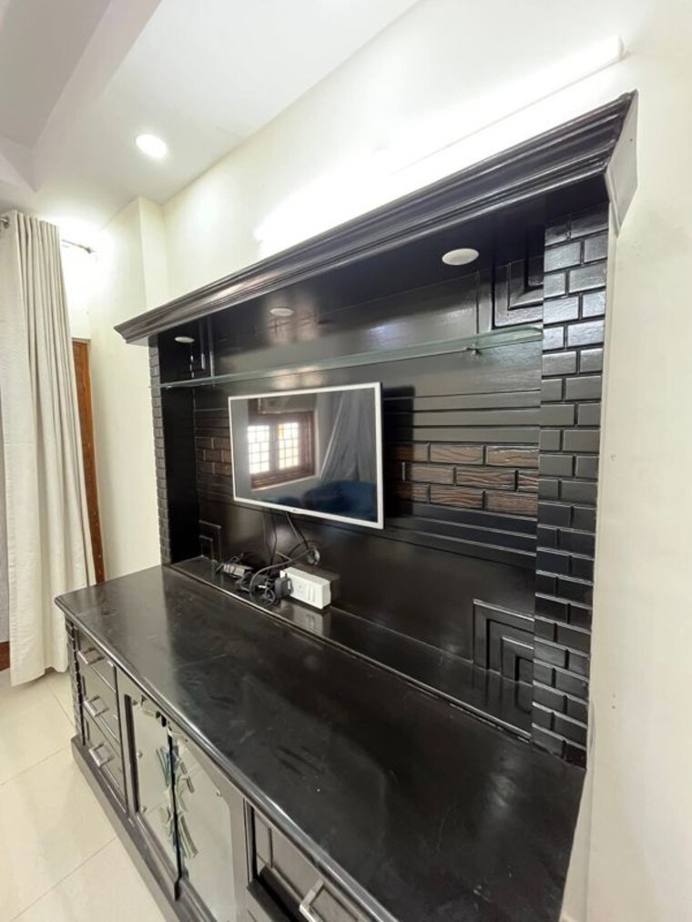 Kitchen, akd-tower 2 Bedroom 1200 Sq.Ft. Builder Floor In Sector 14 Gurgaon 10468082