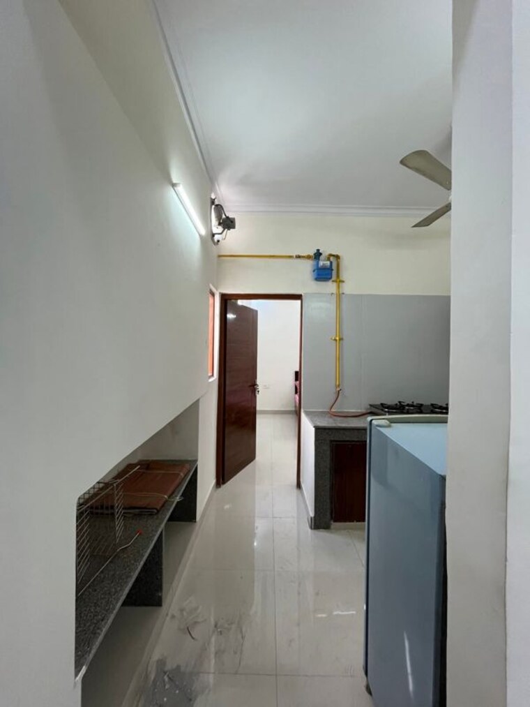 Kitchen, akd-tower 2 Bedroom 1200 Sq.Ft. Builder Floor In Sector 14 Gurgaon 10468082
