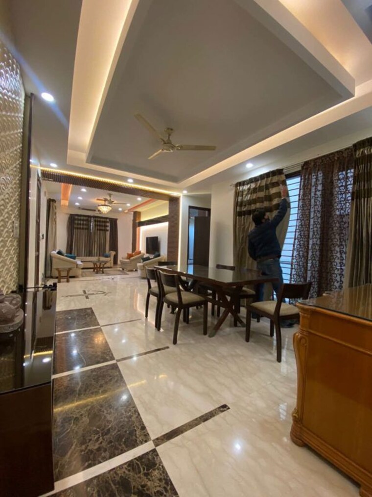Gym, alphacorp-sky1 2 Bedroom 1200 Sq.Ft. Villa In Sector 15 Gurgaon 10468091