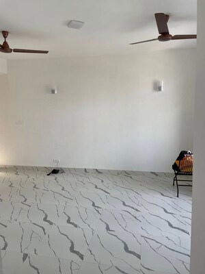 2 BHK Apartment For Sale in Spaze Privy, Sector 72
