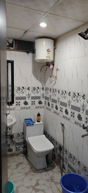 Washroom in 1 BHK Builder Floor at MSP Arihant Apartments, Sector 73 – for Rent
