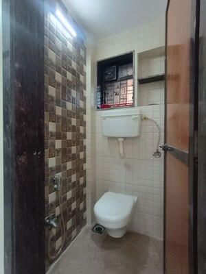 Bathroom in 1.5 BHK Apartment at Kopar Khairane – for Rent