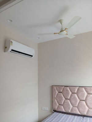Room in 3 BHK Apartment at Homeland Global Park CP Atelier, Industrial Area – for Rent