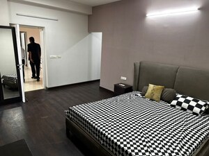 Bedroom in 4 BHK Penthouse at Emaar The Palm Drive-The Premier Terraces, Sector 66 – for Rent