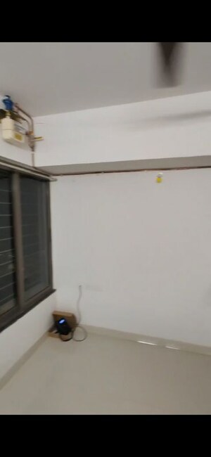 Room in 1 BHK Apartment at Lodha Casa Viva, Majiwada – for Sale