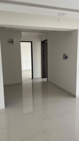 Room in 2 BHK Apartment at AR Imperia, Wakad – for Rent