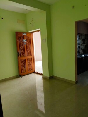 Room in 2 BHK Builder Floor at Mudichur – for Sale