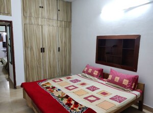 1 BHK Builder Floor For Rent in Sector 38