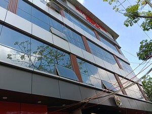  Shop For Rent in Jhandewalan