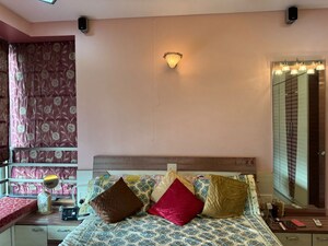 Bedroom in 3 BHK Apartment at Oberoi Springs, Andheri West – for Rent