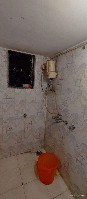 Bathroom in 2 BHK Apartment at Kharghar – for Rent