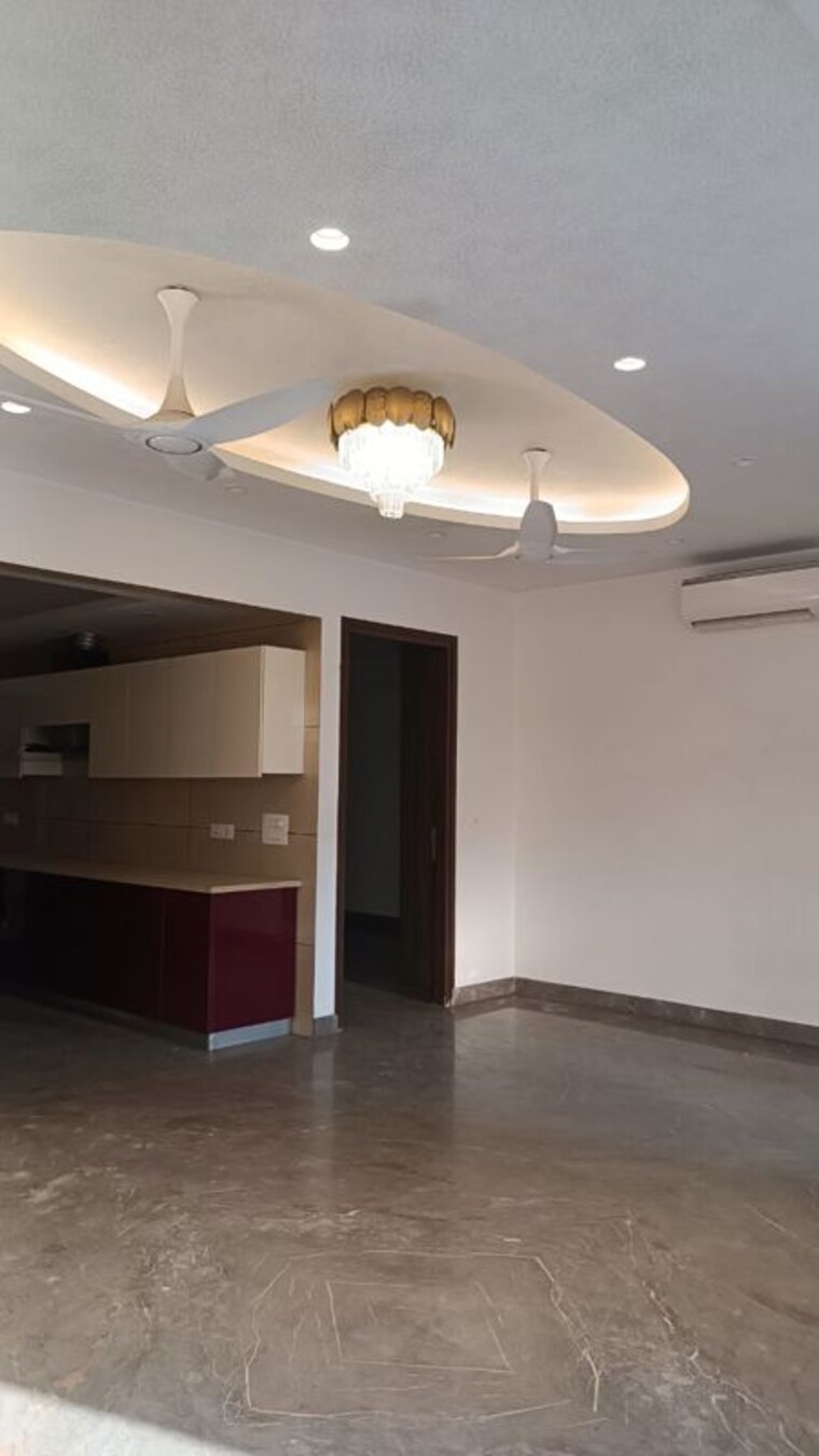 undefined, sector 46 3 Bedroom 1800 Sq.Ft. Villa In Sector 46 Noida 10468337
