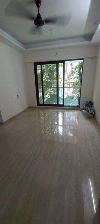 1 BHK Apartment For Rent in Je And Vee Om Trimurti in Malad East, Mumbai