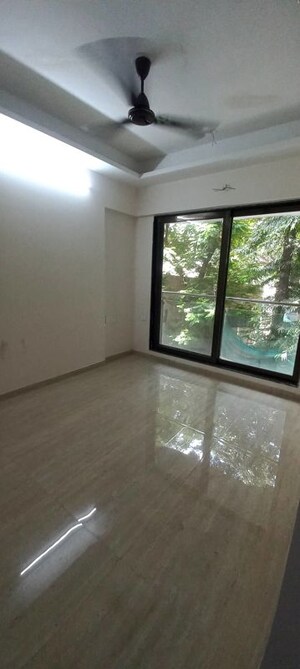 Room in 1 BHK Apartment at Je And Vee Om Trimurti, Malad East – for Rent