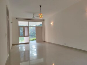 Furnished Amenities in 5 BHK Villa at Anupam Garden – for Rent