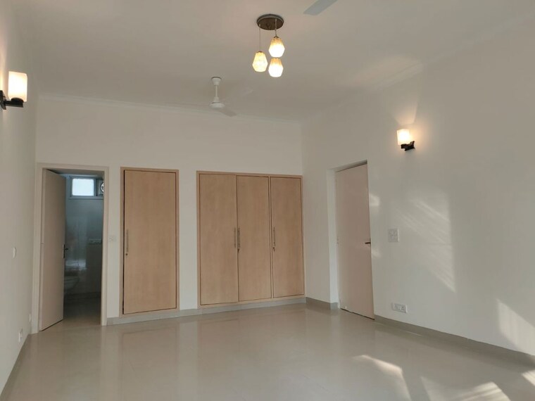 Room, anupam garden 5 Bedroom 3200 Sq.Yd. Villa In Anupam Garden Delhi 10468356