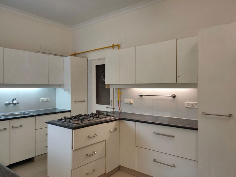 Kitchen, anupam garden 5 Bedroom 3200 Sq.Yd. Villa In Anupam Garden Delhi 10468356